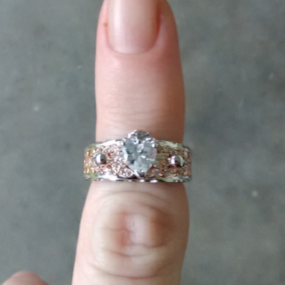 Ring - Picture 2 of 3